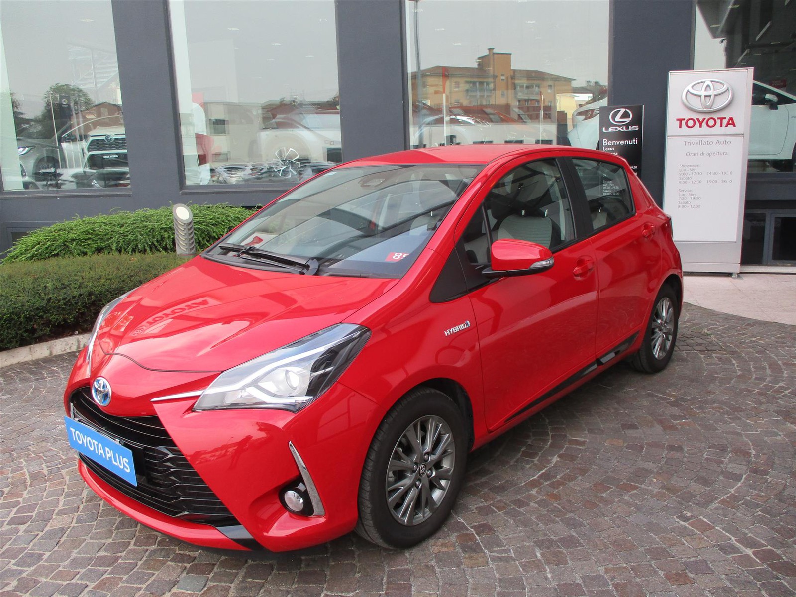 Toyota yaris active