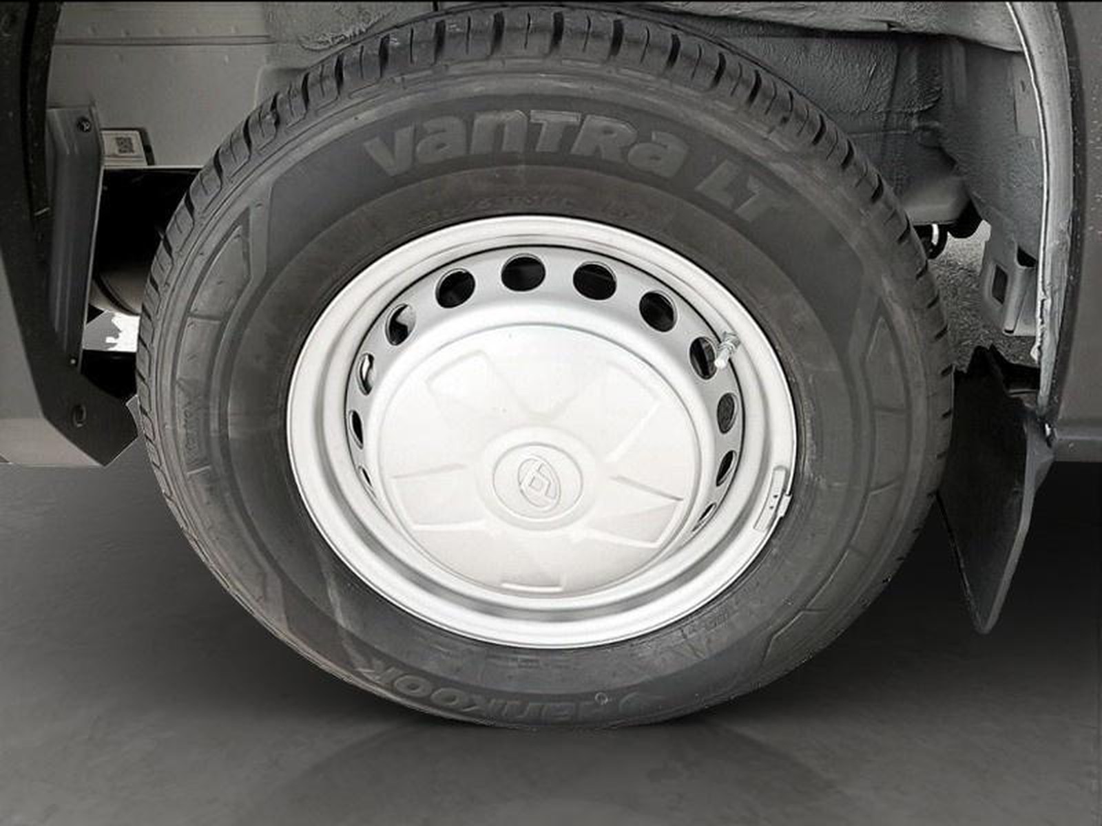 Maxus deliver 9 DELIVER9 Cab (L4) - ruota singola - trazione posteriore - N1