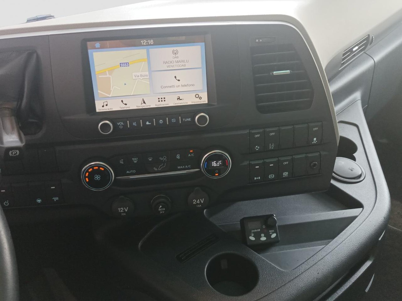 Ford Trucks F-max l 4x2 1350l comfort mega cab