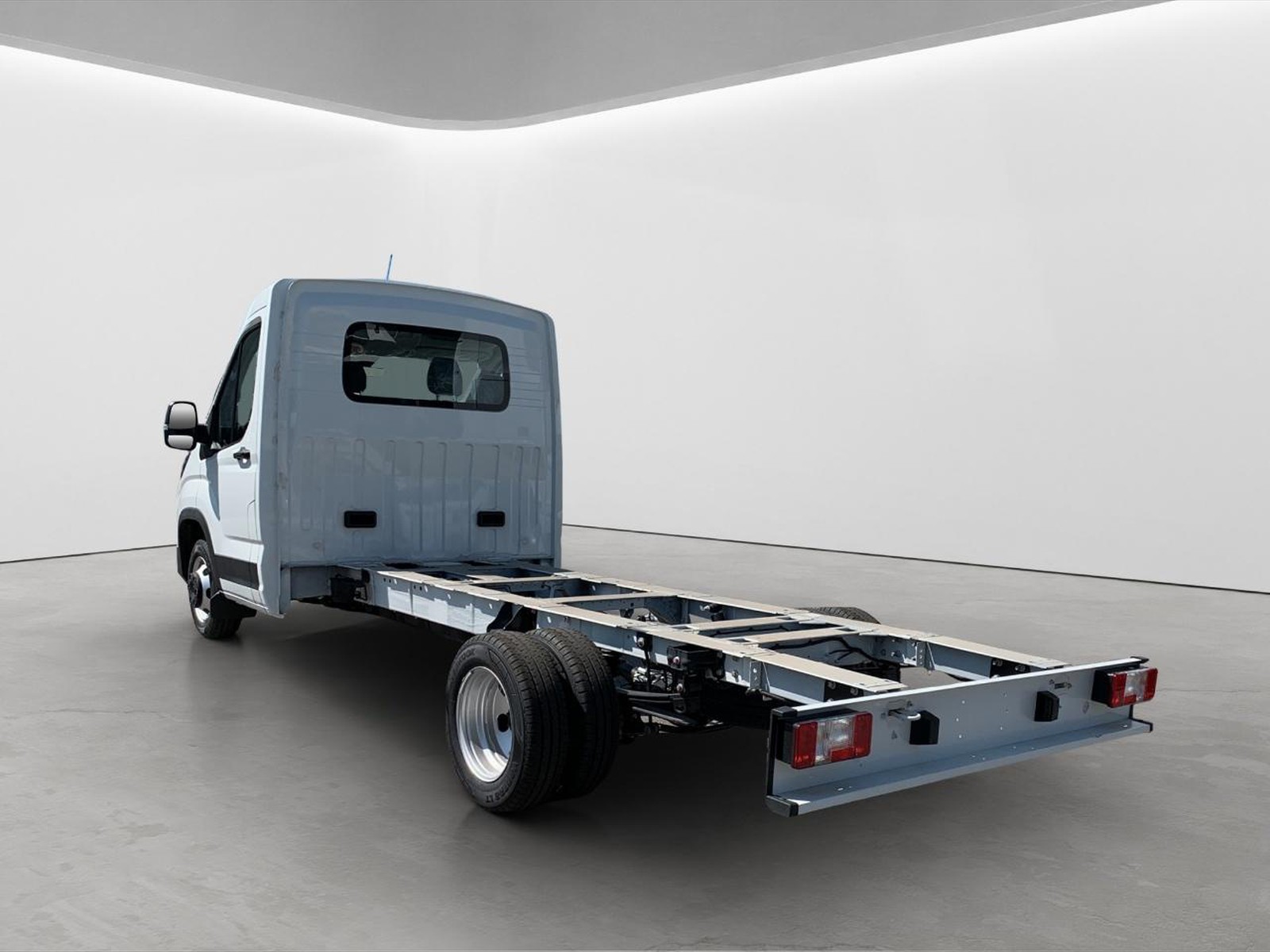 Maxus deliver 9 DELIVER9 Cab (L4) - ruota gemella - trazione posteriore - N1