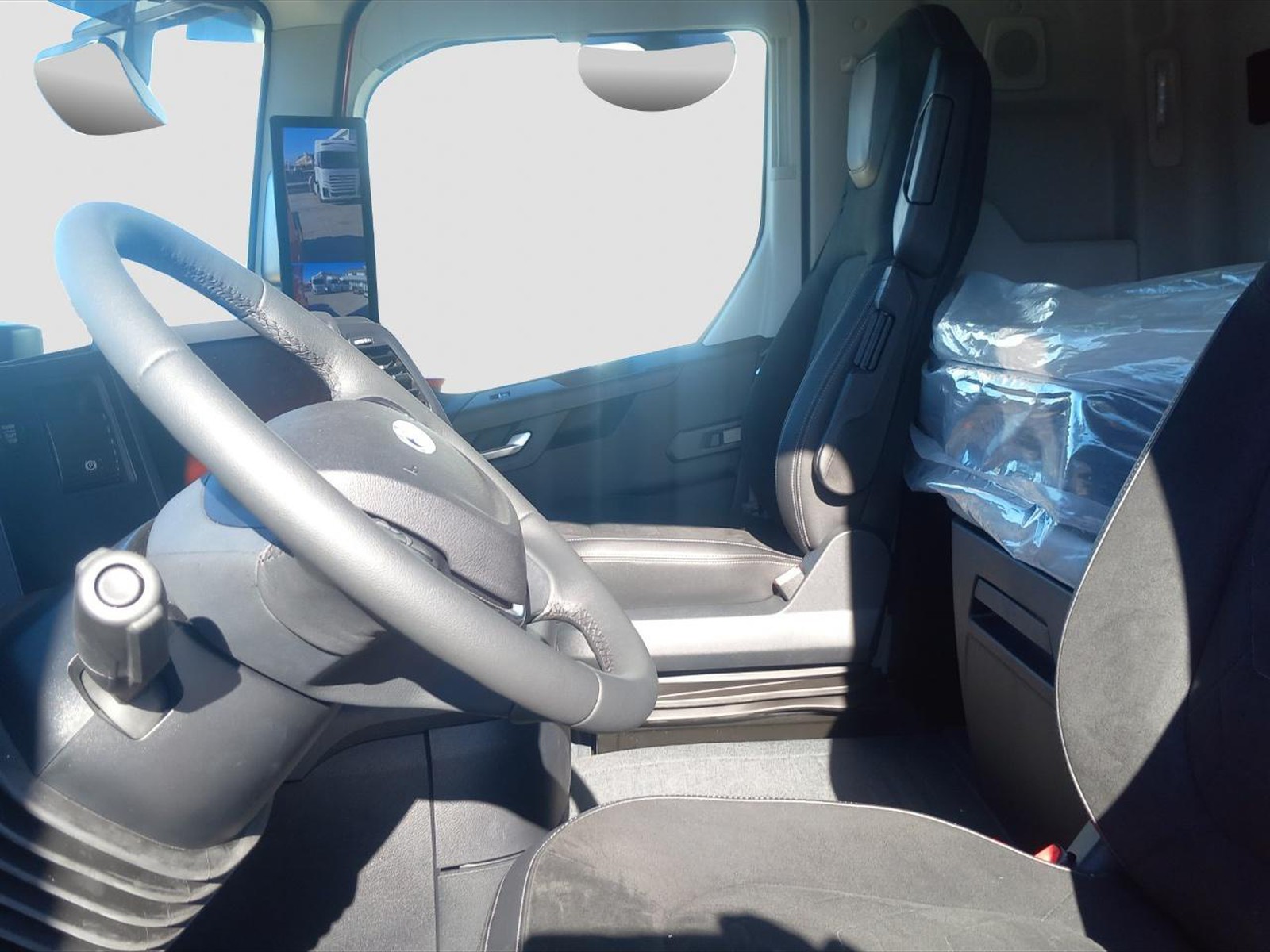 Ford Trucks F-max NEW COMFORT - MEGA CAB