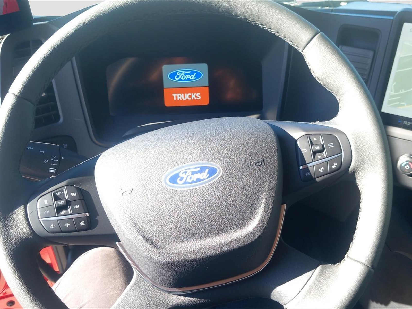 Ford Trucks F-max NEW COMFORT - MEGA CAB