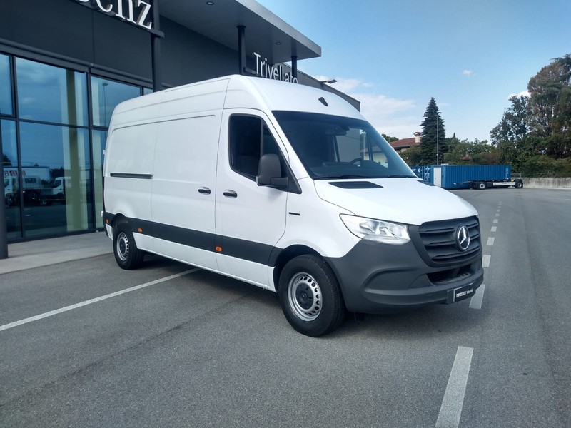 Mercedes Sprinter efurgone 41kwh elettrica bianco