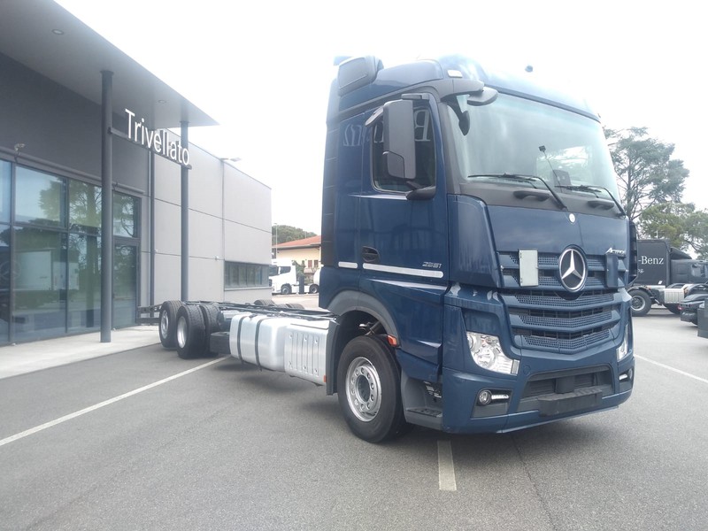 Mercedes Actros 2551 l flat cab. str.sp.2,5 eurovi(e5)