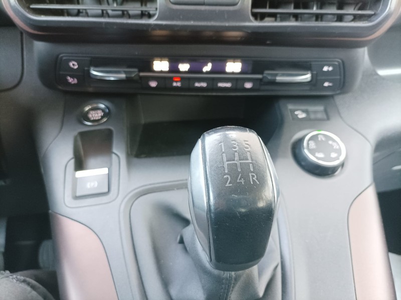 Peugeot Rifter 1.5 bluehdi gt line 100cv