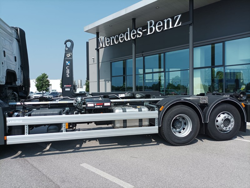 Mercedes Arocs 2548 L 6x2
