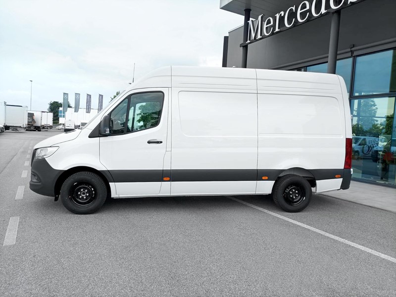 Mercedes Sprinter 319 CDI F 37/35