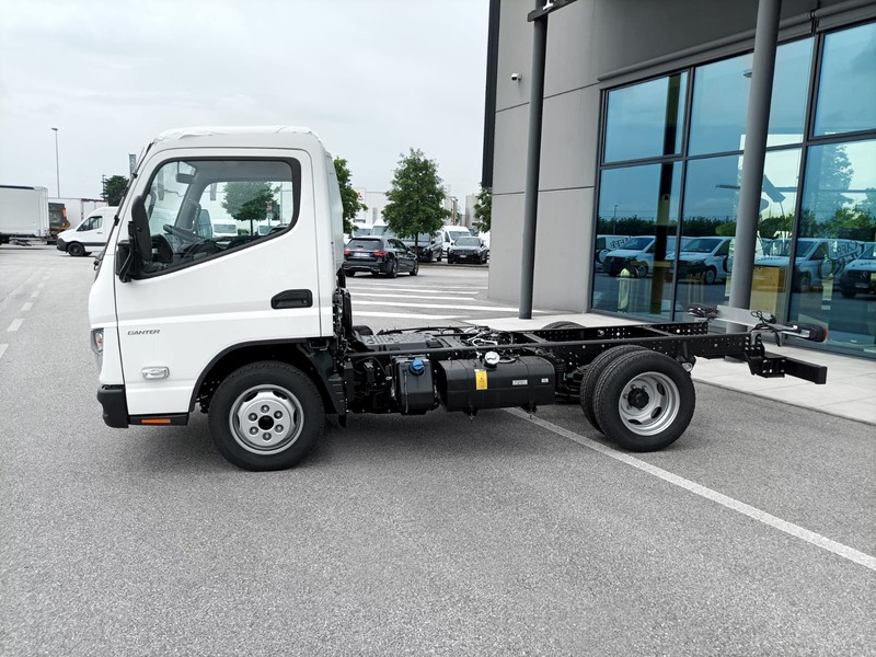 Mitsubishi Canter 3S13/25 TF1 MY22 Cab Sing Std  bianco