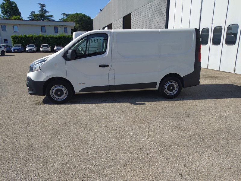 Renault Trafic t27 1.6 dci 115cv l1h1 e5b+