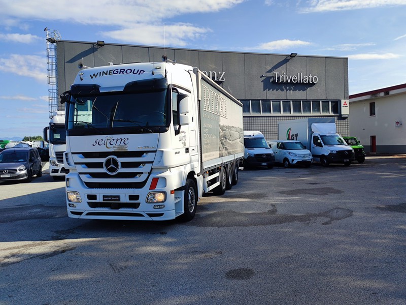 Mercedes Actros 2546 L