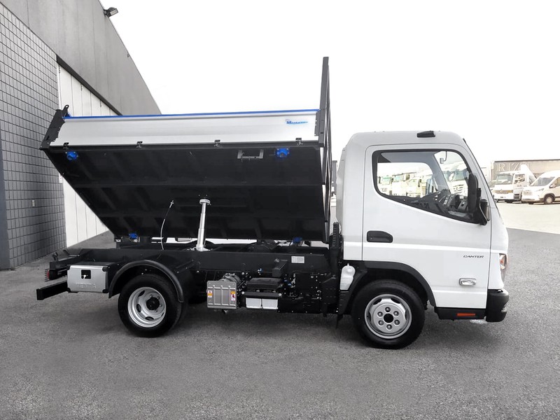 Mitsubishi Canter 3C13/25 TF1 MY22 Cab Sing Com  bianco