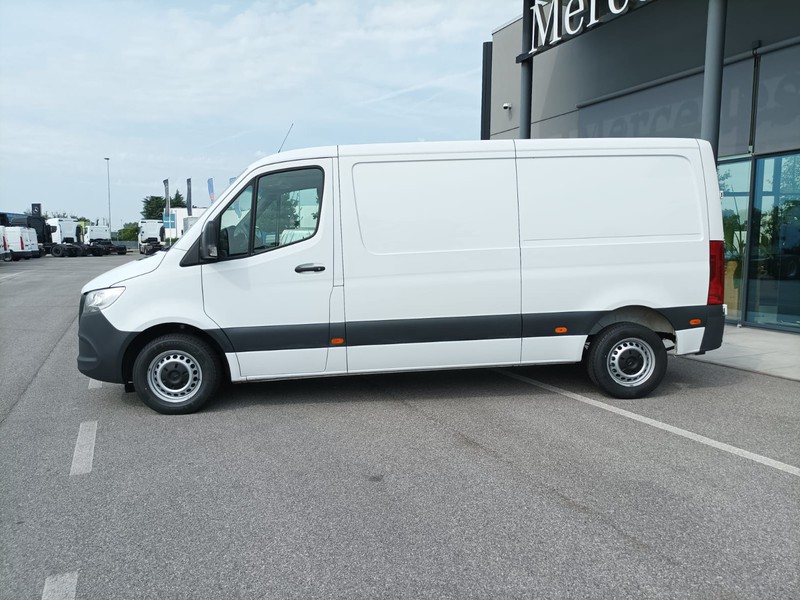 Mercedes Sprinter 214 2.1 cdi f 39/30 fwd e6