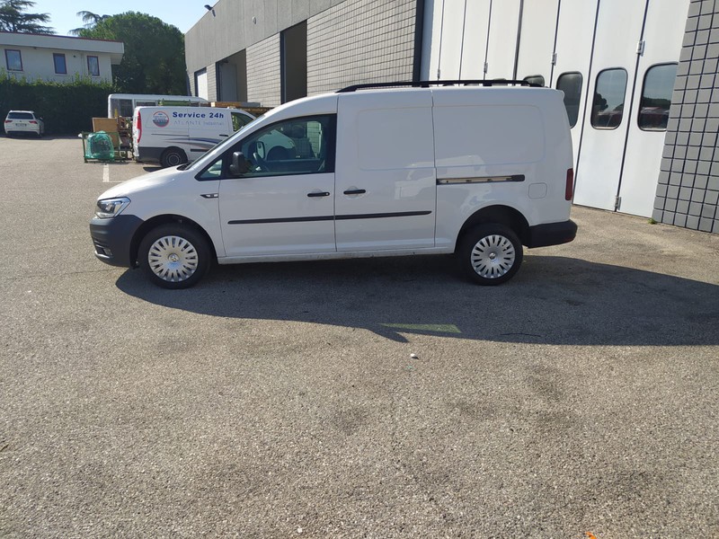 Volkswagen Caddy 2.0 tdi 122cv 4motion e6 diesel bianco