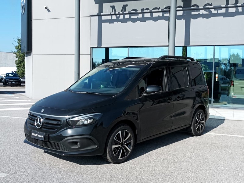 Mercedes Classe T eqt 200 elettrica nero