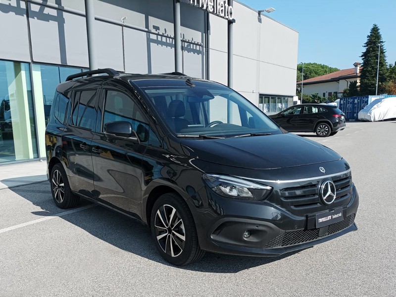 Mercedes Classe T eqt 200 elettrica nero