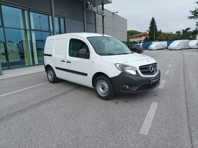 Mercedes Citan 111 cdi long blueff. e6d-temp diesel bianco