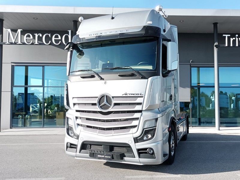 Mercedes Actros 5 1853 ls 4x2