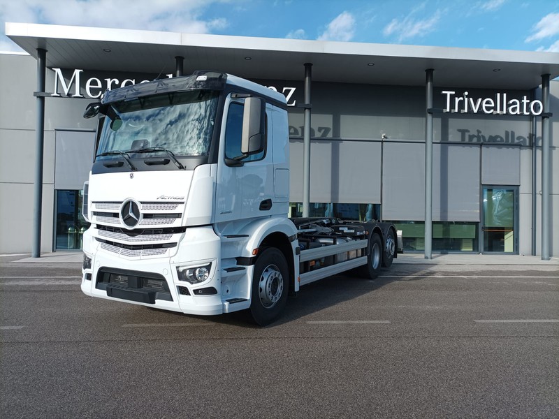 Mercedes Actros New 2551 L Distribuzione