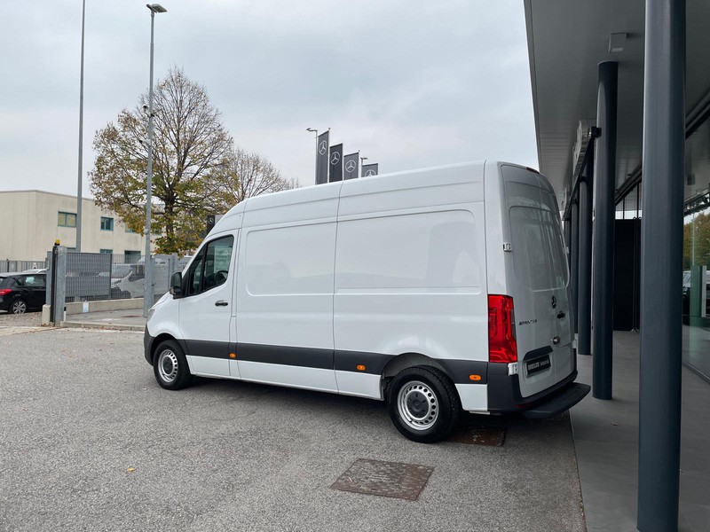 Mercedes Sprinter 214 2.1 cdi f 39/30 fwd h2 my20