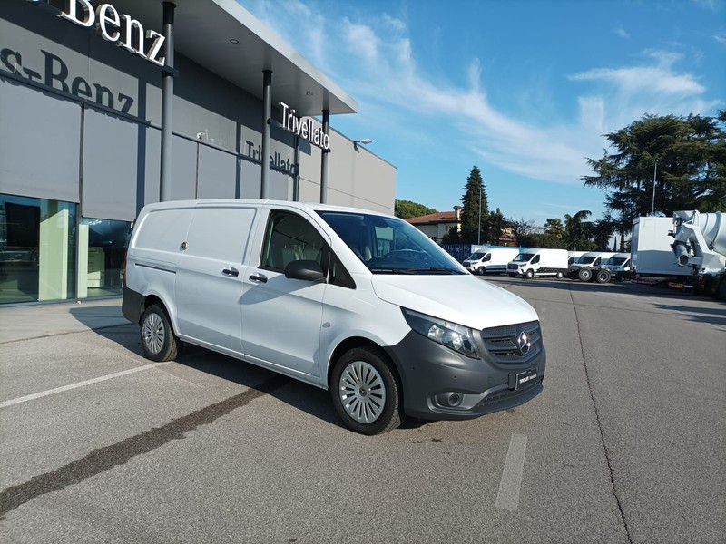 Mercedes Vito 119 cdi(bluetec) long 4x4 auto e6 diesel bianco