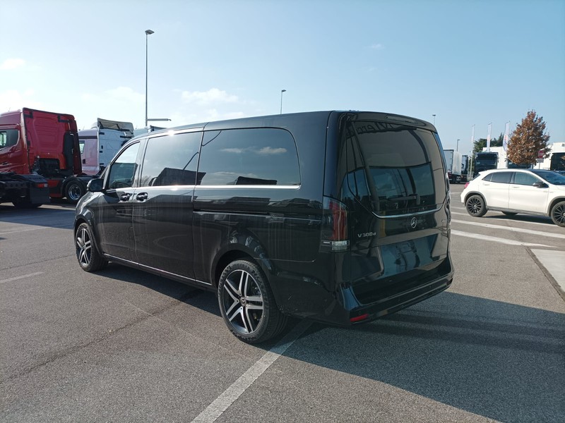 Mercedes Classe V V 300 d AVANTGARDE Extralong diesel nero