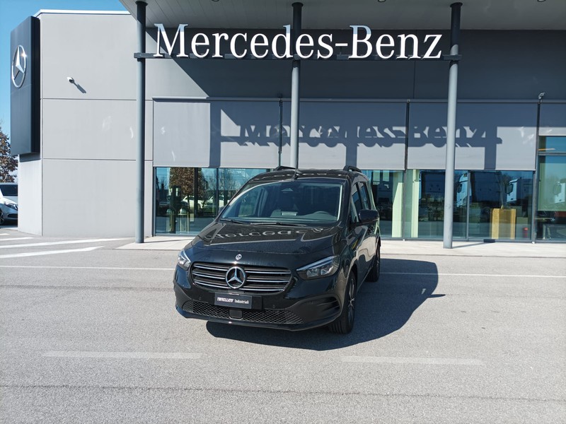 Mercedes Classe T 180 d diesel nero