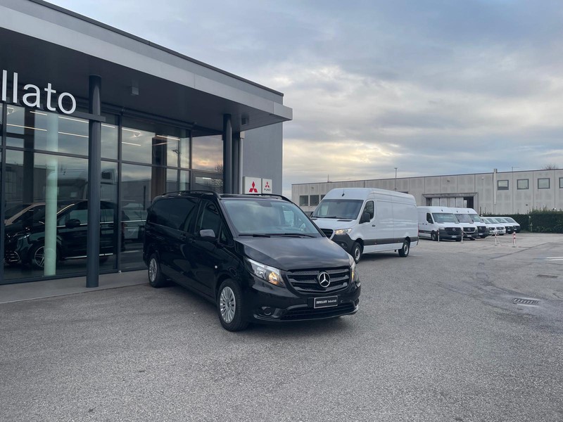 Mercedes Vito 116 cdi extralong tourer pro auto my20 diesel nero