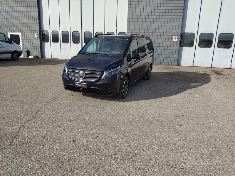 Mercedes Vito 119 cdi long 4x4 mixto auto my20 diesel nero