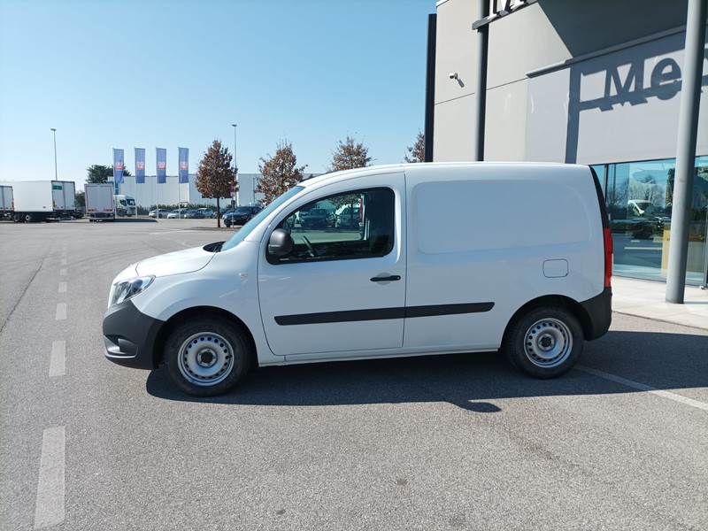 Mercedes Citan 111 cdi long blueff. e6d-temp diesel bianco