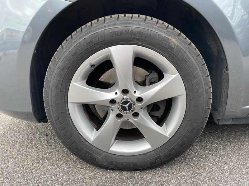 Mercedes Classe V compact 220 d sport auto diesel grigio