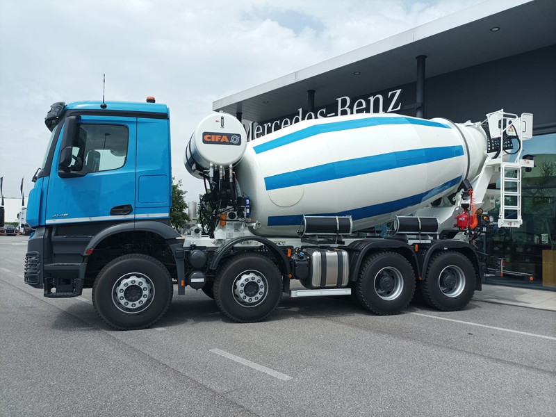 Mercedes Arocs 4148 B