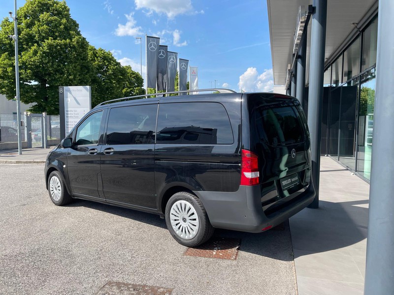 Mercedes Vito 116 cdi long tourer pro auto my20 diesel nero
