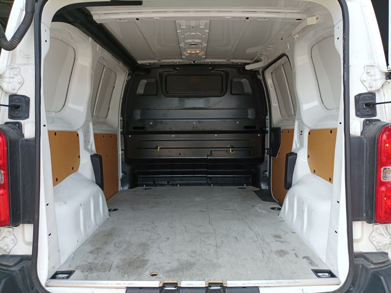 Citroen Jumpy xs 2.0 bluehdi club 120cv e6 diesel bianco