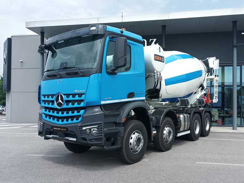 Mercedes Arocs 4148 B