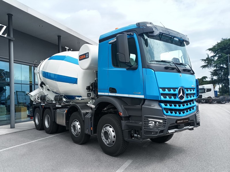 Mercedes Arocs 4148 B