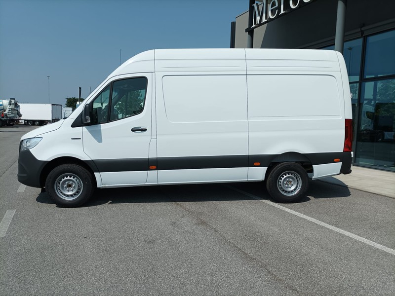 Mercedes Sprinter eFurgone 314  37/35 PRO elettrica bianco