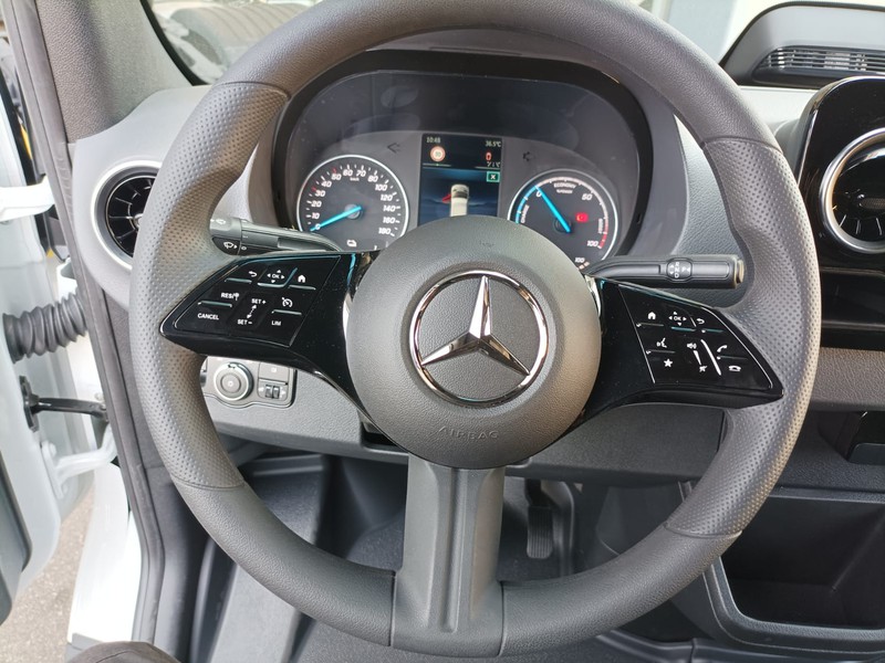 Mercedes Sprinter eFurgone 314  37/35 PRO elettrica bianco