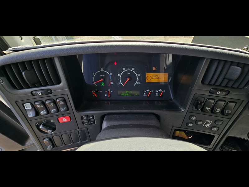 Scania R420 r 420 lb 6x2*4 mna