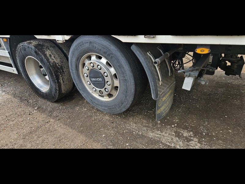Scania R420 r 420 lb 6x2*4 mna