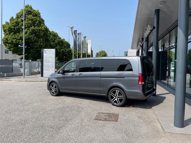 Mercedes Classe V extralong 250 d sport 4matic auto diesel grigio