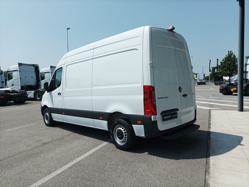 Mercedes Sprinter 215 2.0 cdi f 39/30 fwd h2 diesel bianco
