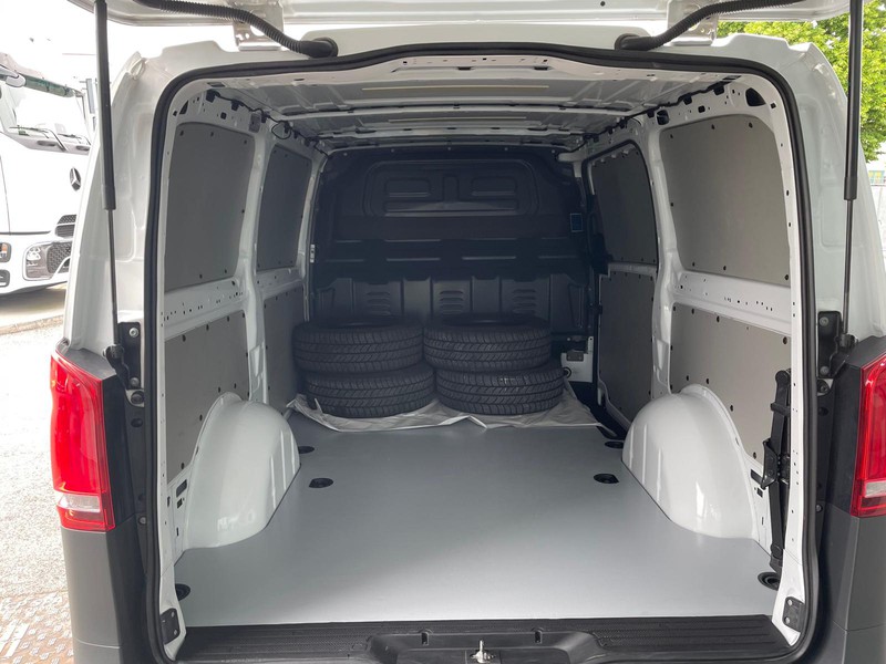 Mercedes Vito 116 cdi long auto my20 diesel bianco