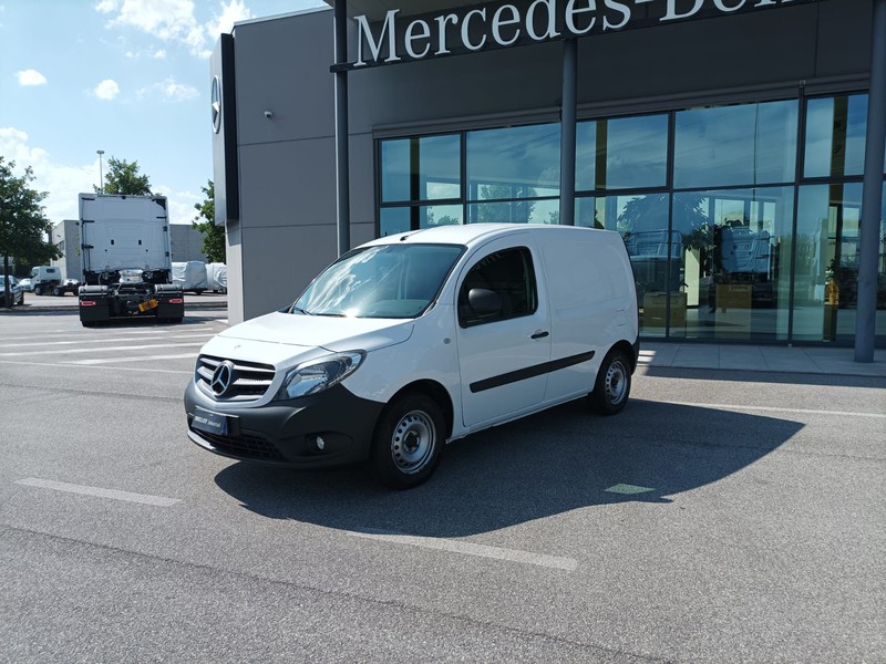 Mercedes Citan 111 cdi long blueff. e6d-temp diesel bianco