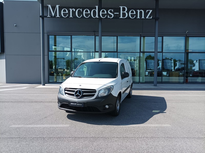 Mercedes Citan 111 cdi long blueff. e6d-temp diesel bianco