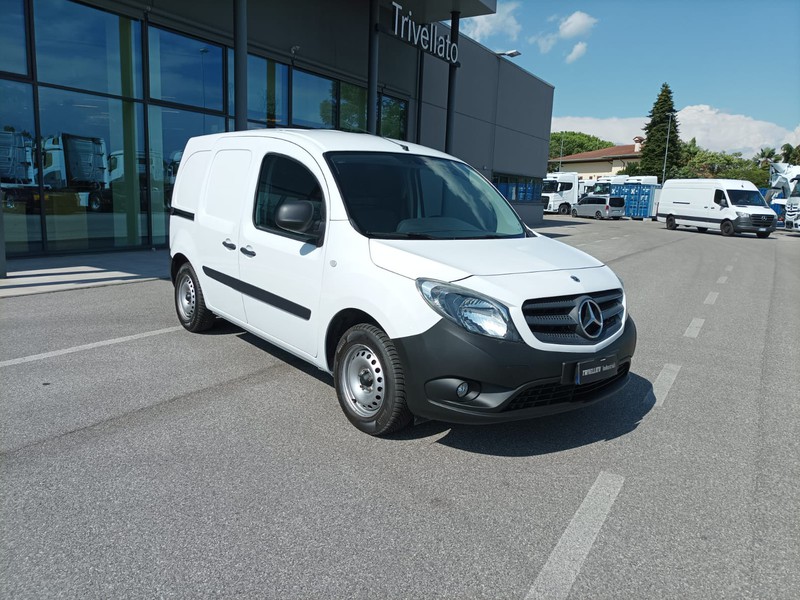 Mercedes Citan 111 cdi long blueff. e6d-temp diesel bianco