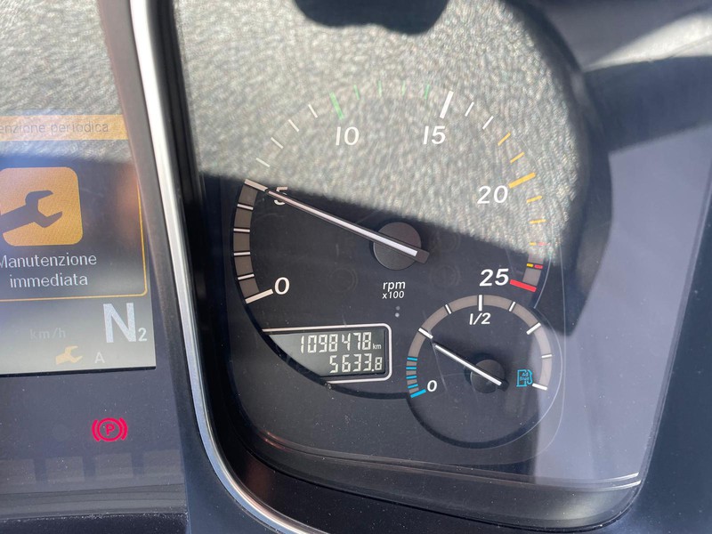 Mercedes Actros 1851 ls cab. str.sp.2,3 eurovi(e5) diesel 