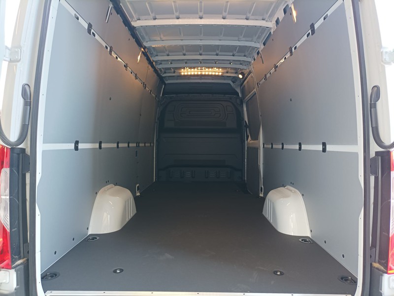 Mercedes Sprinter 317 rwd 2.0 cdi f 43/35 h2