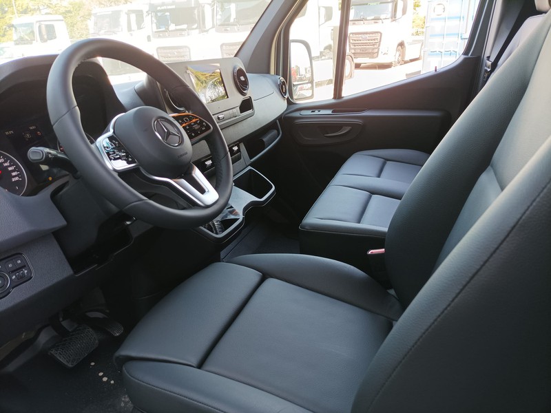 Mercedes Sprinter 317 rwd 2.0 cdi f 43/35 h2