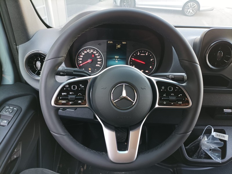 Mercedes Sprinter 317 rwd 2.0 cdi f 43/35 h2