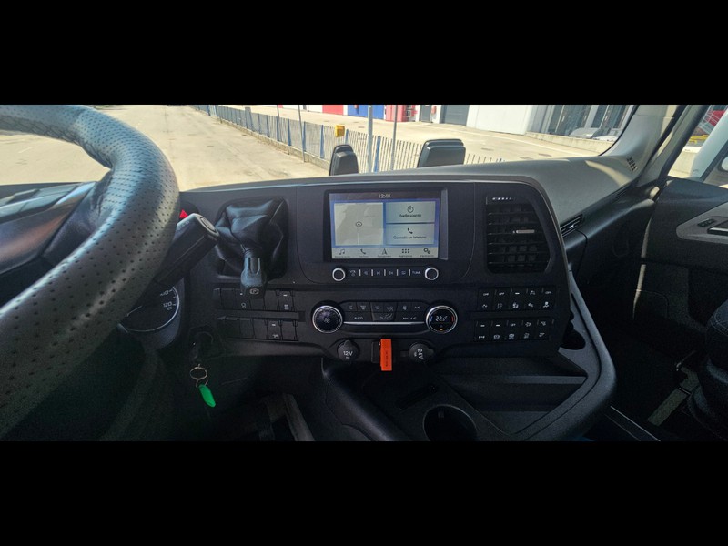 Ford Trucks F-max 4x2 comfort mega cab